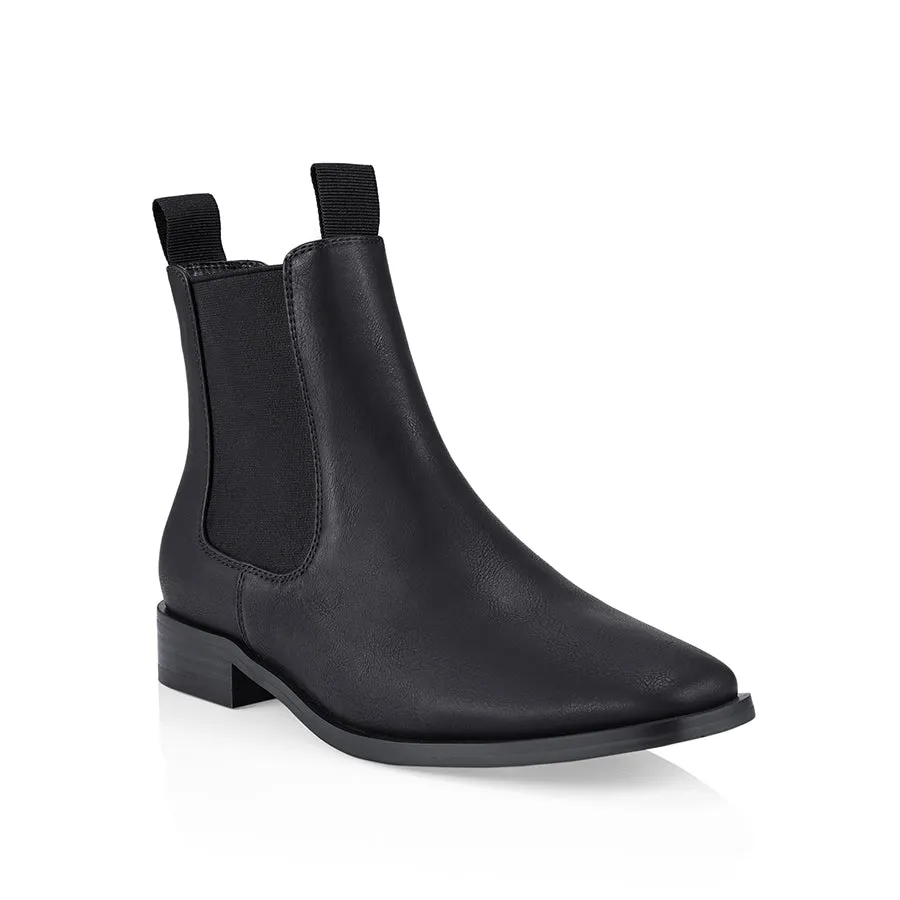 Diehard Boots Harper Chelsea Boots - Black Softee