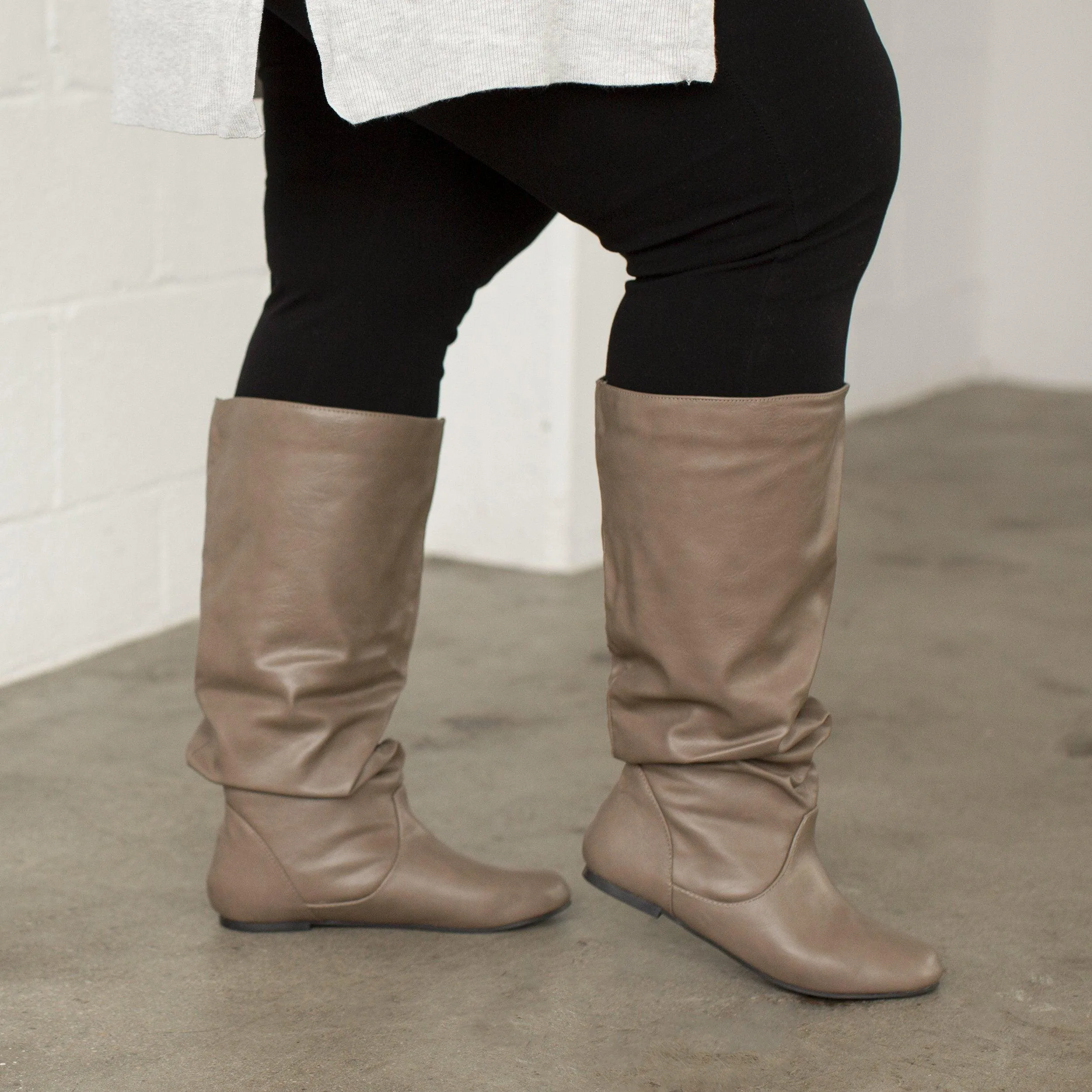 Chelsea Boots Suede JAYNE KNEE HIGH BOOTS IN X-WIDE CALF