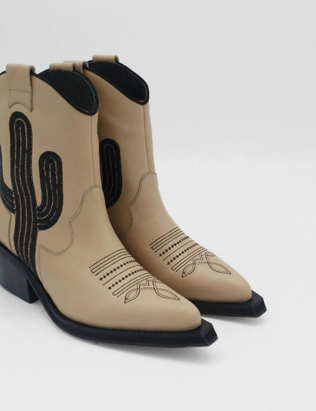 Oasis western cowboy boots in mocha leather women's shoes Lightweight Ankle Boots