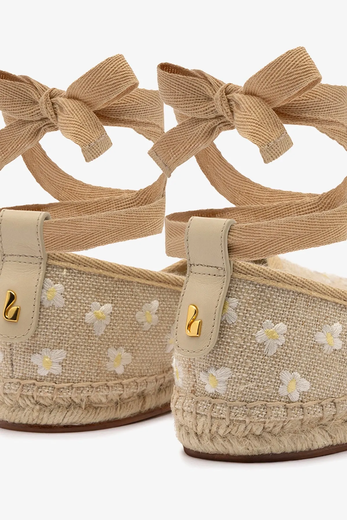 Letizia Espadrille Flat In Raw Linen and Daisy Embroidery Mesh Flat Shoes