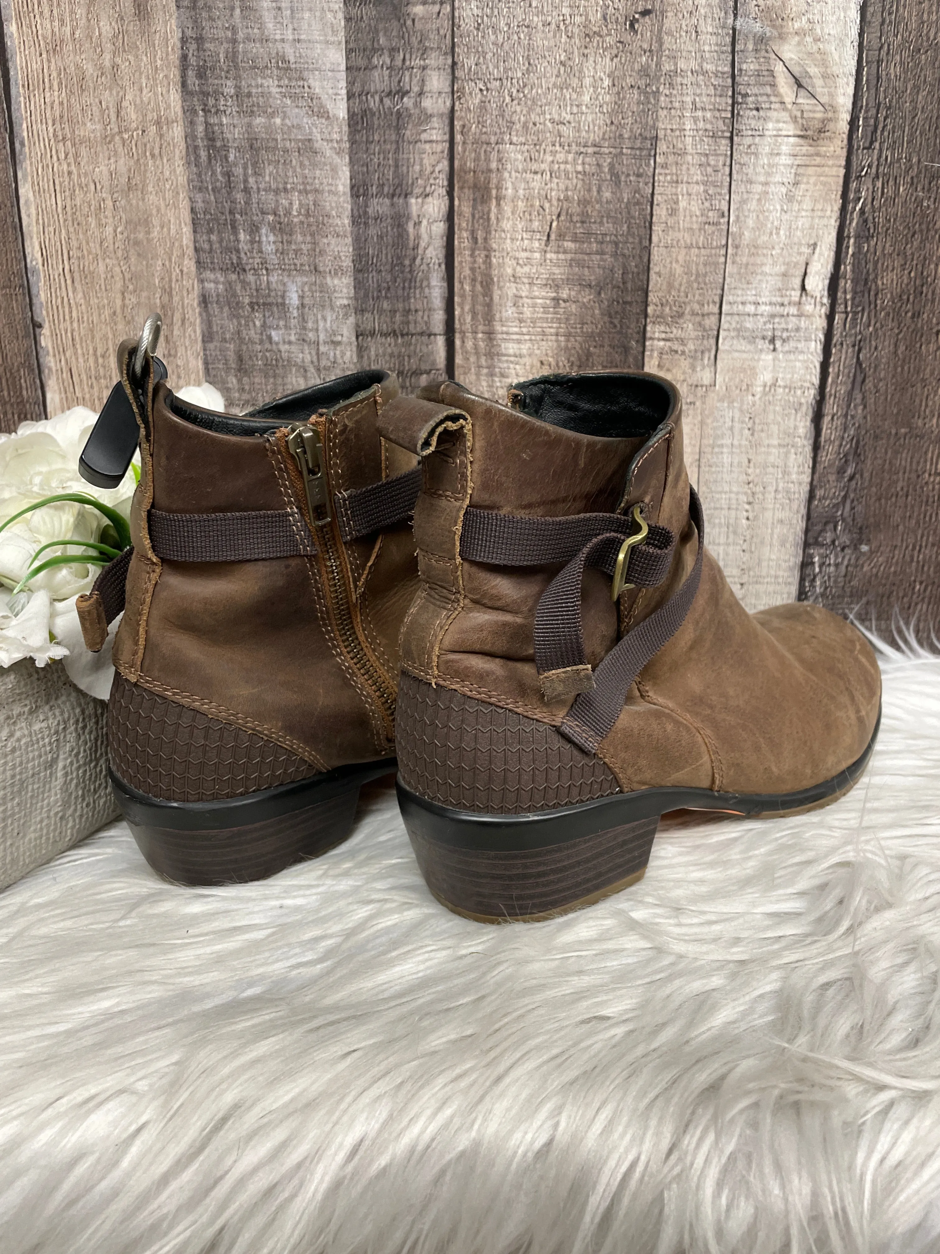 Boots Ankle Heels By Keen  Size: 7 Sock Ankle Boots