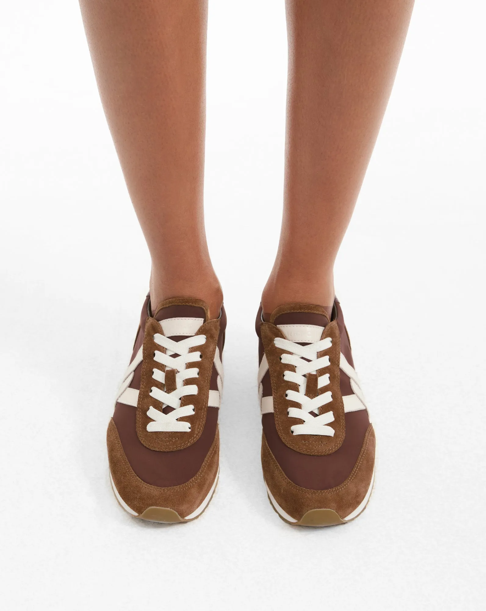 Penrose Sneaker Flat Bottom Soccer Shoes