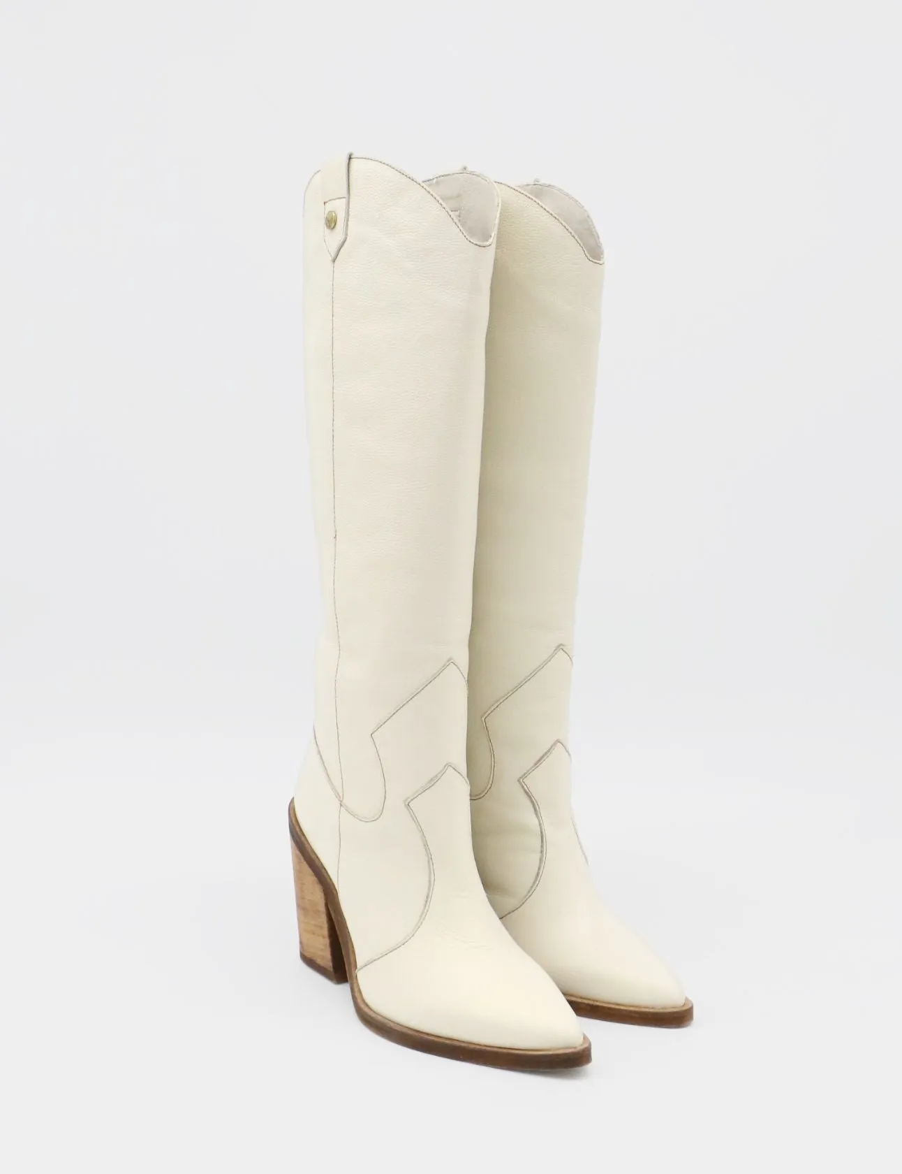 Danner Bull Run Boots Macao western knee-high tall boots in off white leather women's shoes
