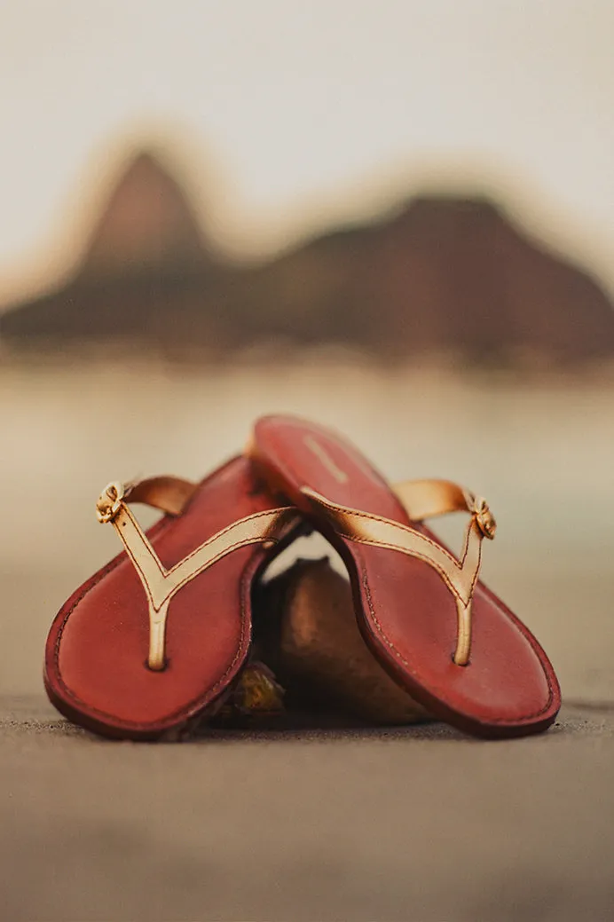 Flat Shoes Cartoon Mary Kate Flat Sandal In Gold Metallic Leather