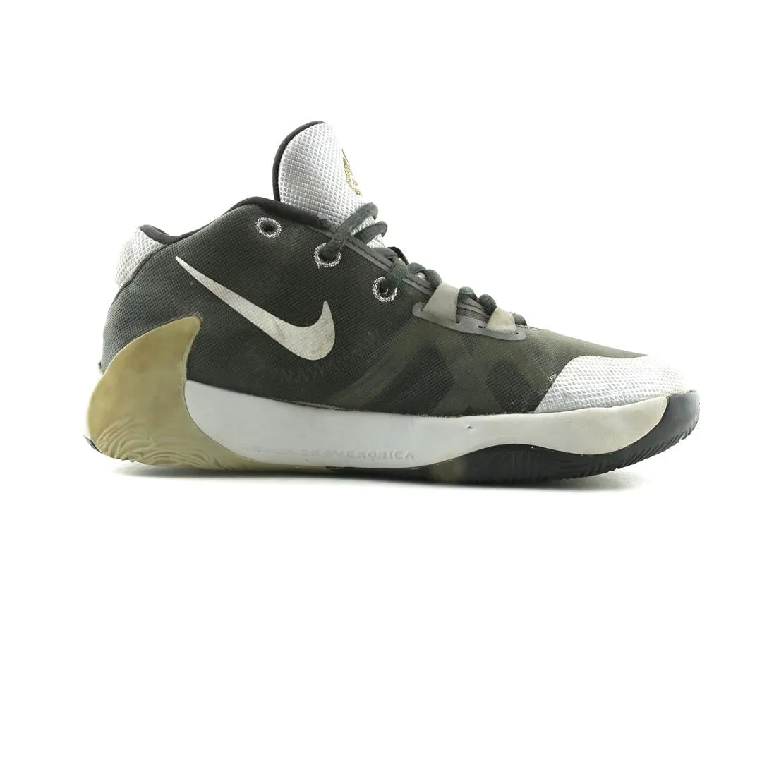 Sheryl Swoopes Basketball Shoes NIKE ZOOM FREAK 1