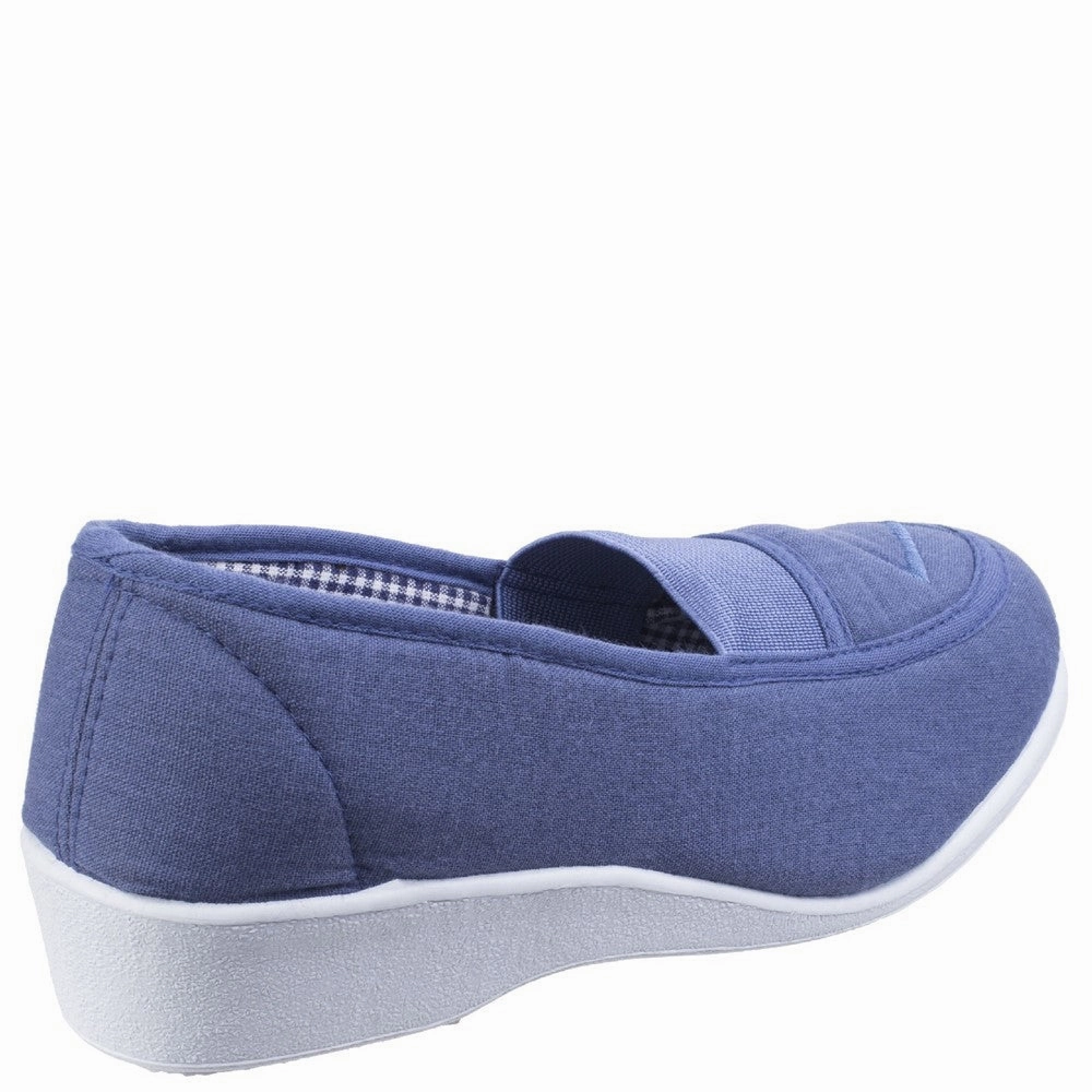 Mirak Malt Slip on Canvas Shoe