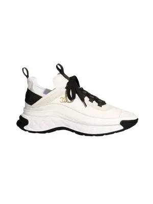 Mixed Fibers Velvet Calfskin Low Top Sneakers Ivory Chanel Rockfish Weatherwear Ballet Sneakers