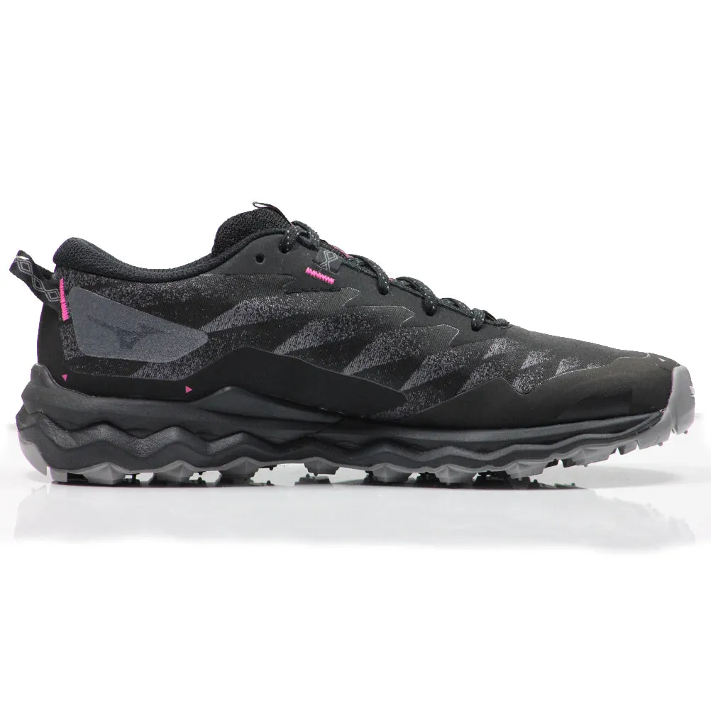 Mizuno Wave Daichi 7 Gore-Tex Women's Trail Shoe - Black/Fuschia Fedora/Quiet Shade Trail Running Shoes With A Wide Toe Box