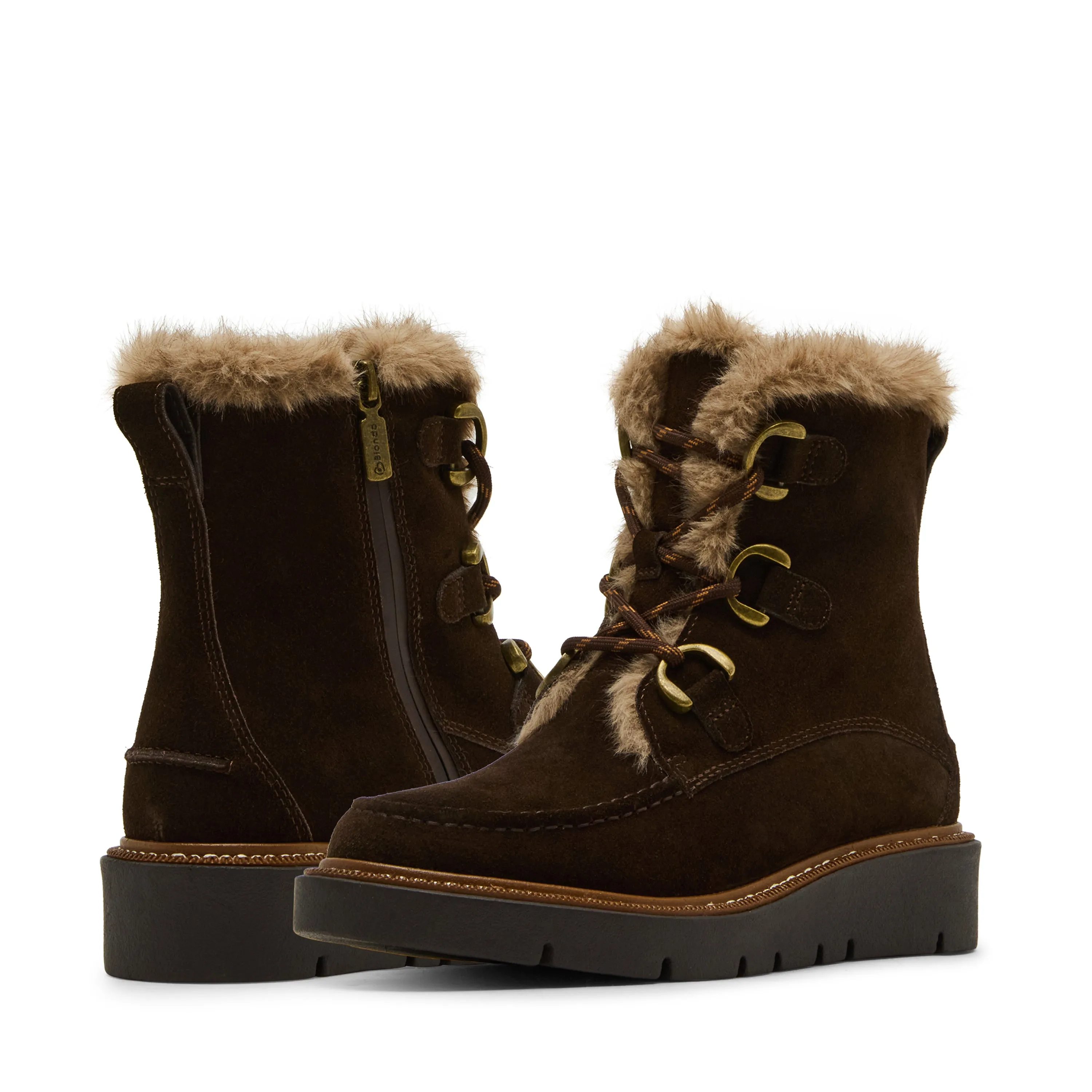 MONDAY Best Football Boots