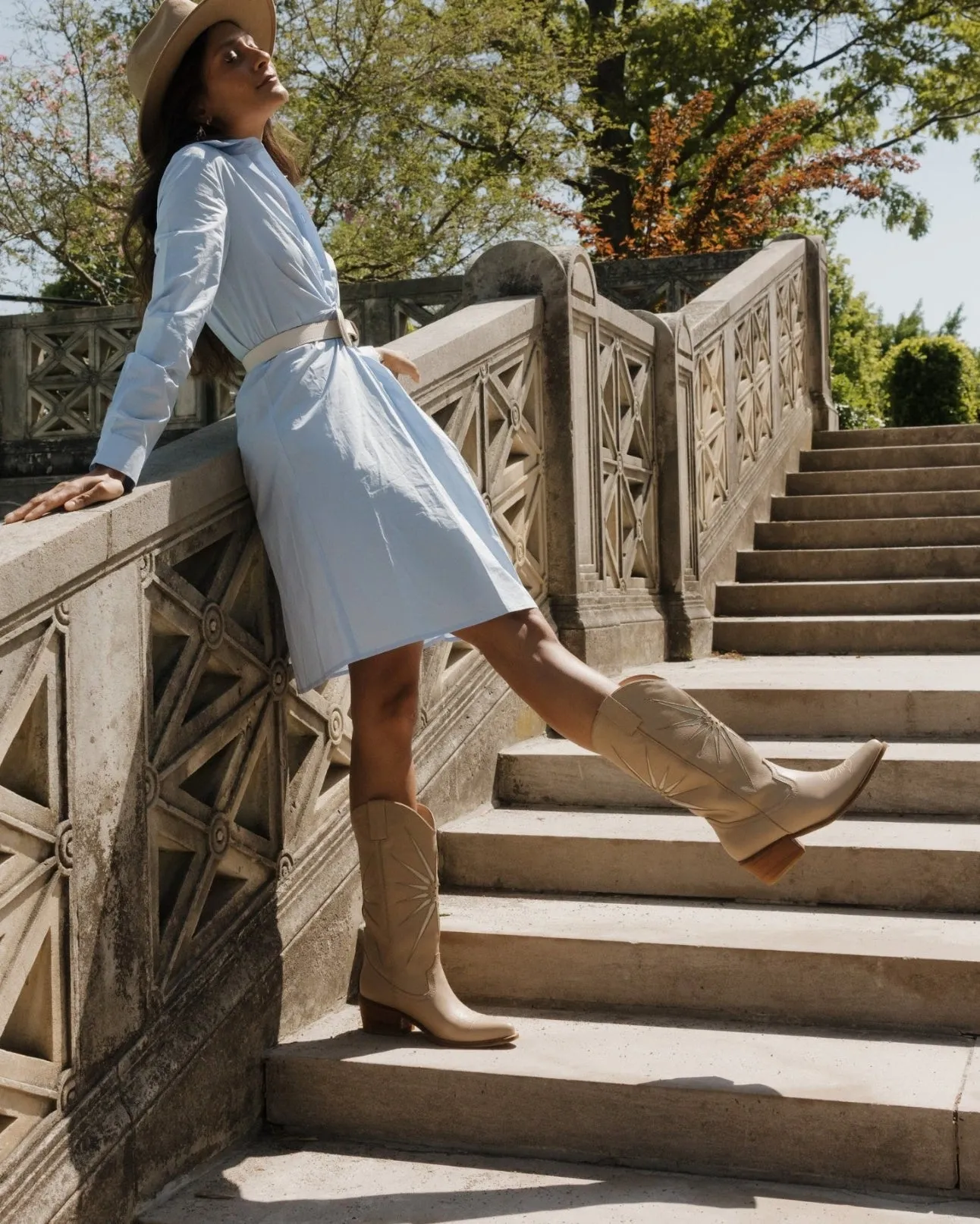 Moonrise western cowboy boots in mocha leather women's shoes Blundstone Work Boots