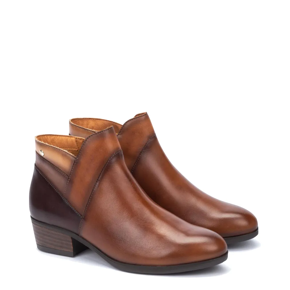 Bzees Boots Pikolinos Women's Daroca Leather Pull On Boot (Cuero Tan)