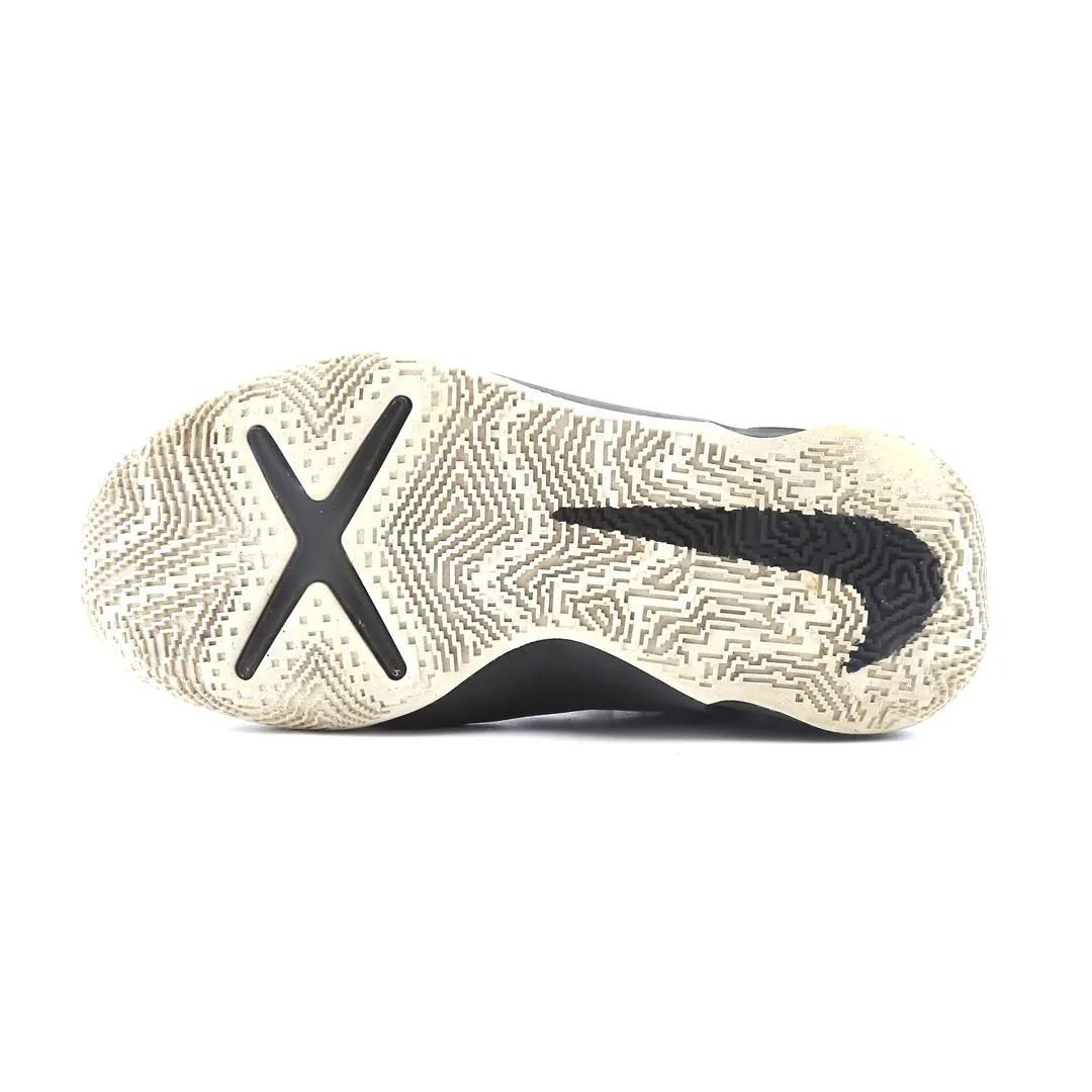 Best Deals On Basketball Shoes NIKE TEAM HUSTLE D 10