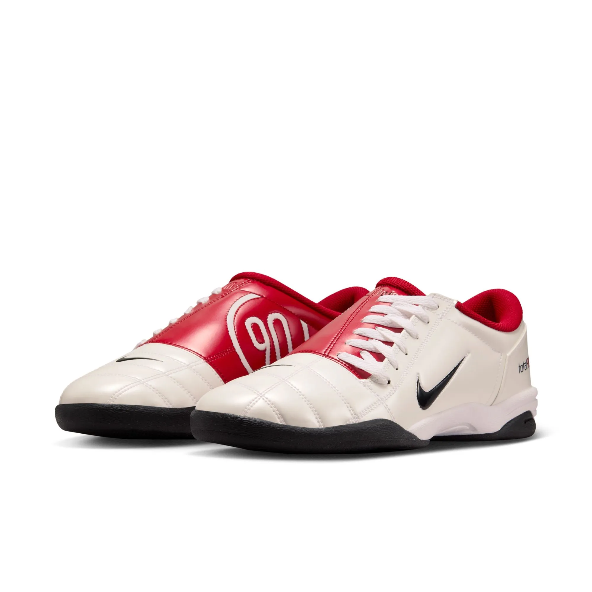 Cyber Monday Deals Soccer NIKE TOTAL 90 WOMEN'S SHOES