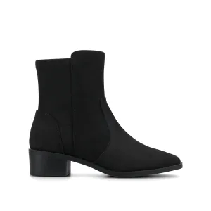 RENNA CHELSEA BOOTS IN WIDE Moon Boots