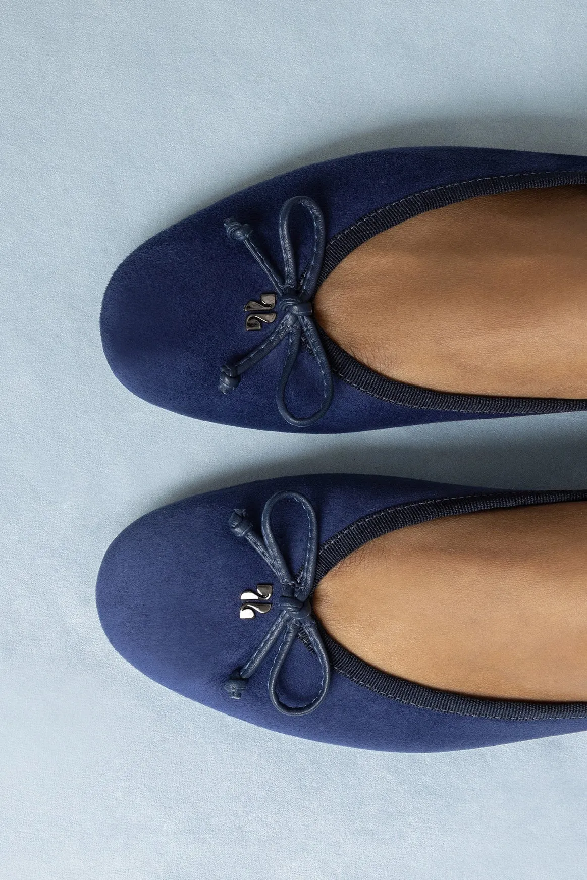 Flat Shoes At Pavlova Ballet Flat In Indigo Suede