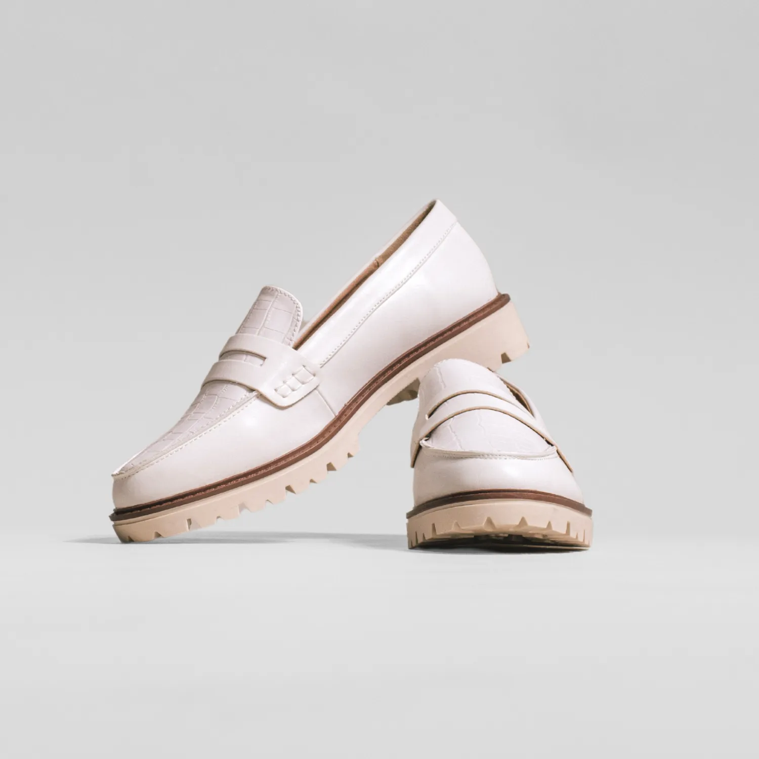 Skechers Leather Loafers KENLY VEGAN LEATHER LOAFER FLATS IN WIDE