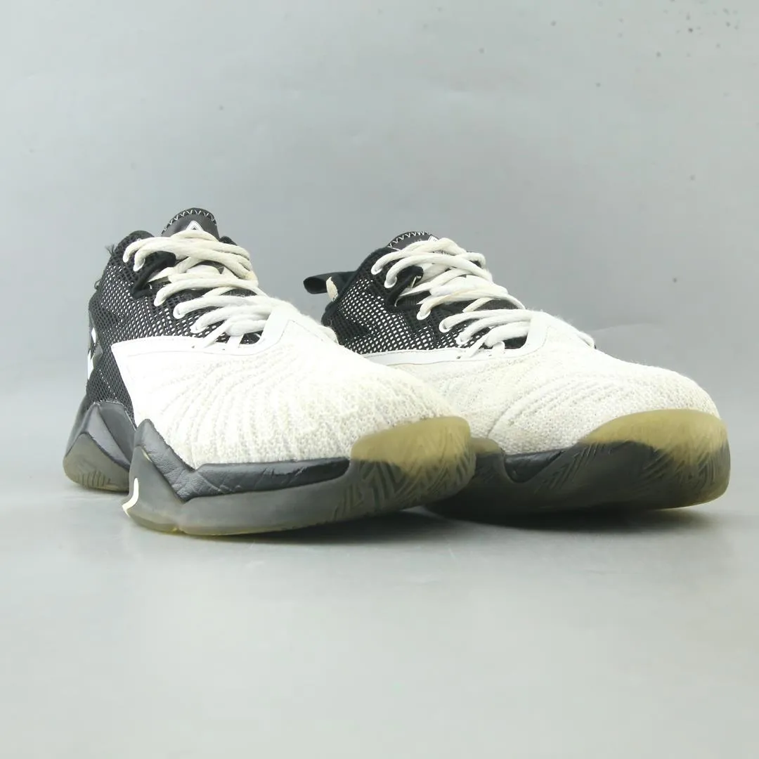 Basketball Shoes Cosmic PEAK .