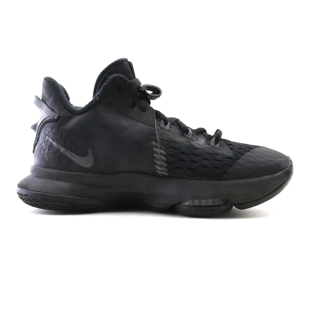 NIKE LEBRON WITNESS 5 Top Basketball Shoes Of 2021