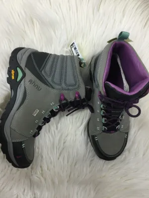 Boots Snow By Cmc In Grey, Size:5.5 Another Name For Boots