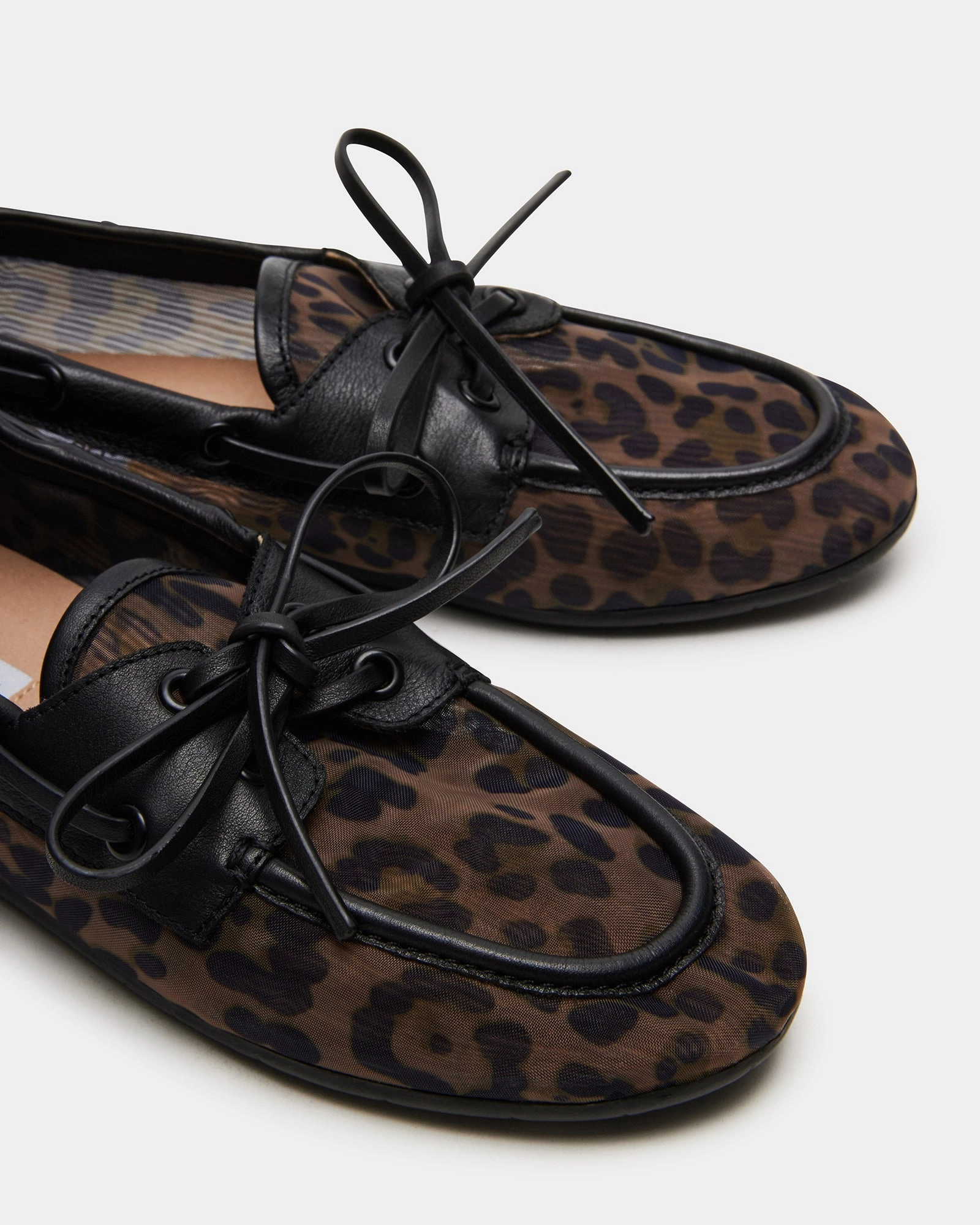 SAG BLACK/LEOPARD Donald Pliner Loafers