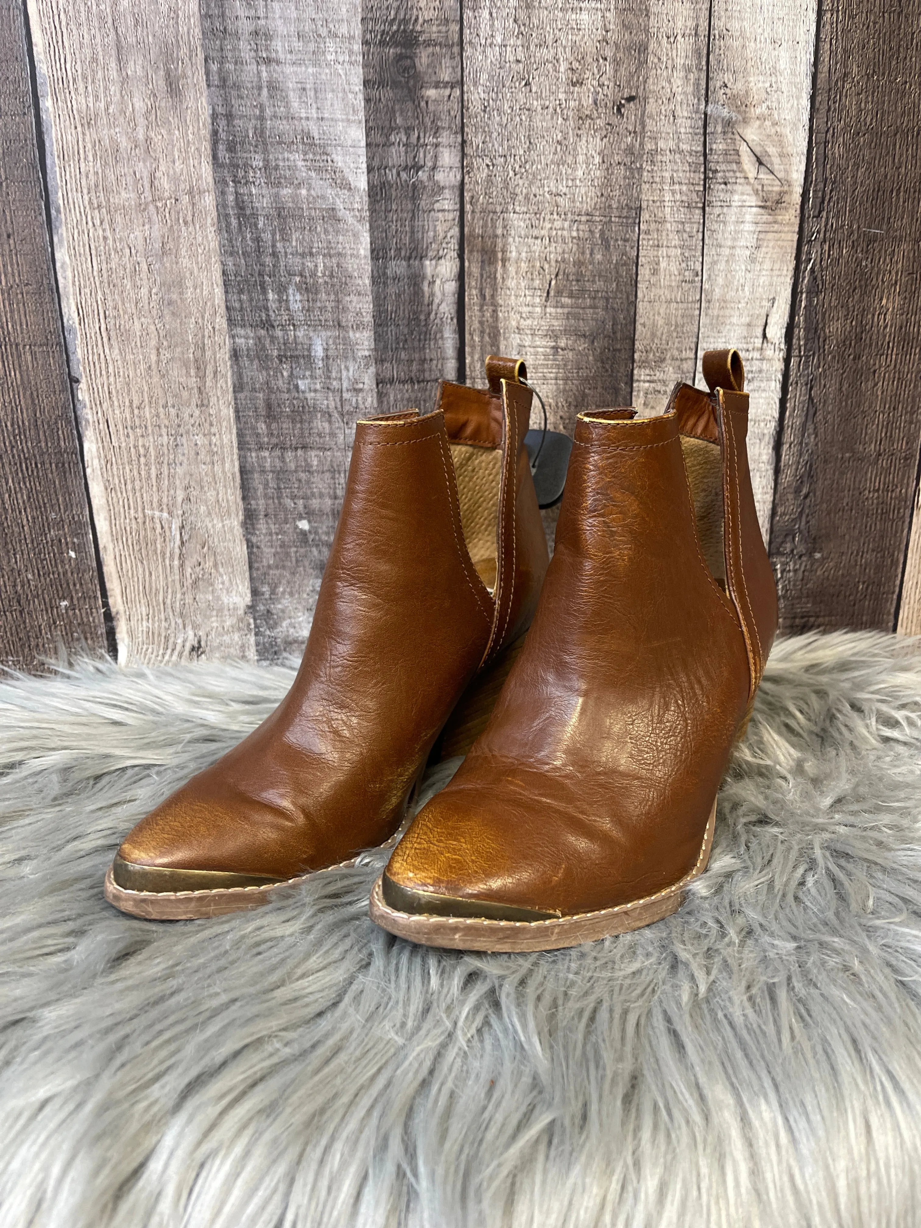 Boots For Sprained Ankle Boots Ankle Heels By Not Rated  Size: 7