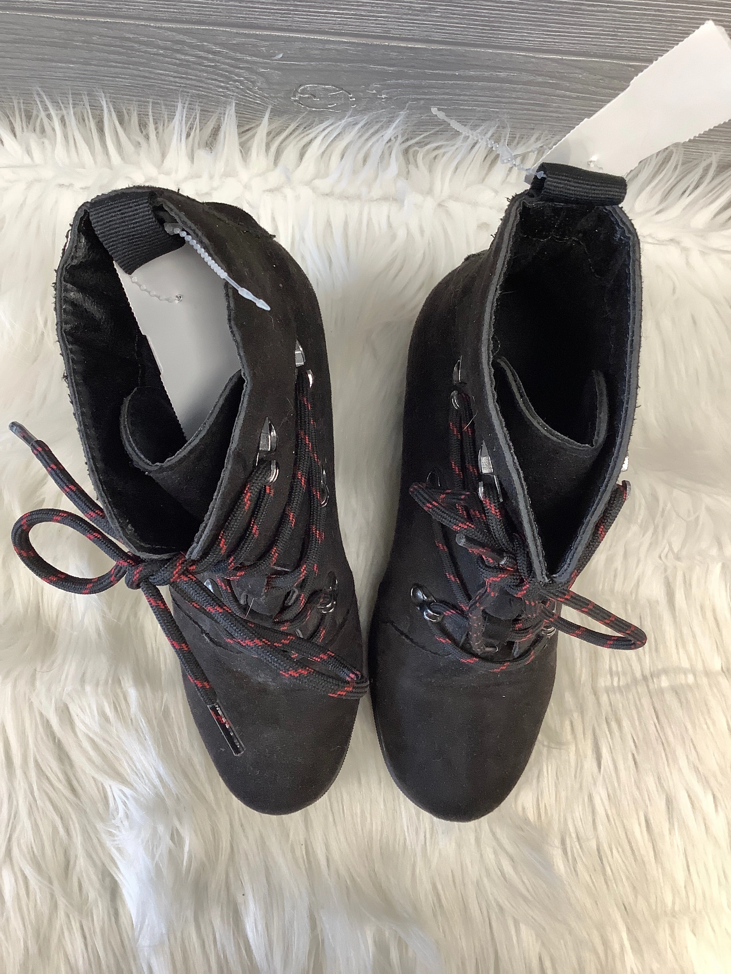 Caravan Suede Ankle Boots Boots Ankle Heels By Serra In Black, Size: 6