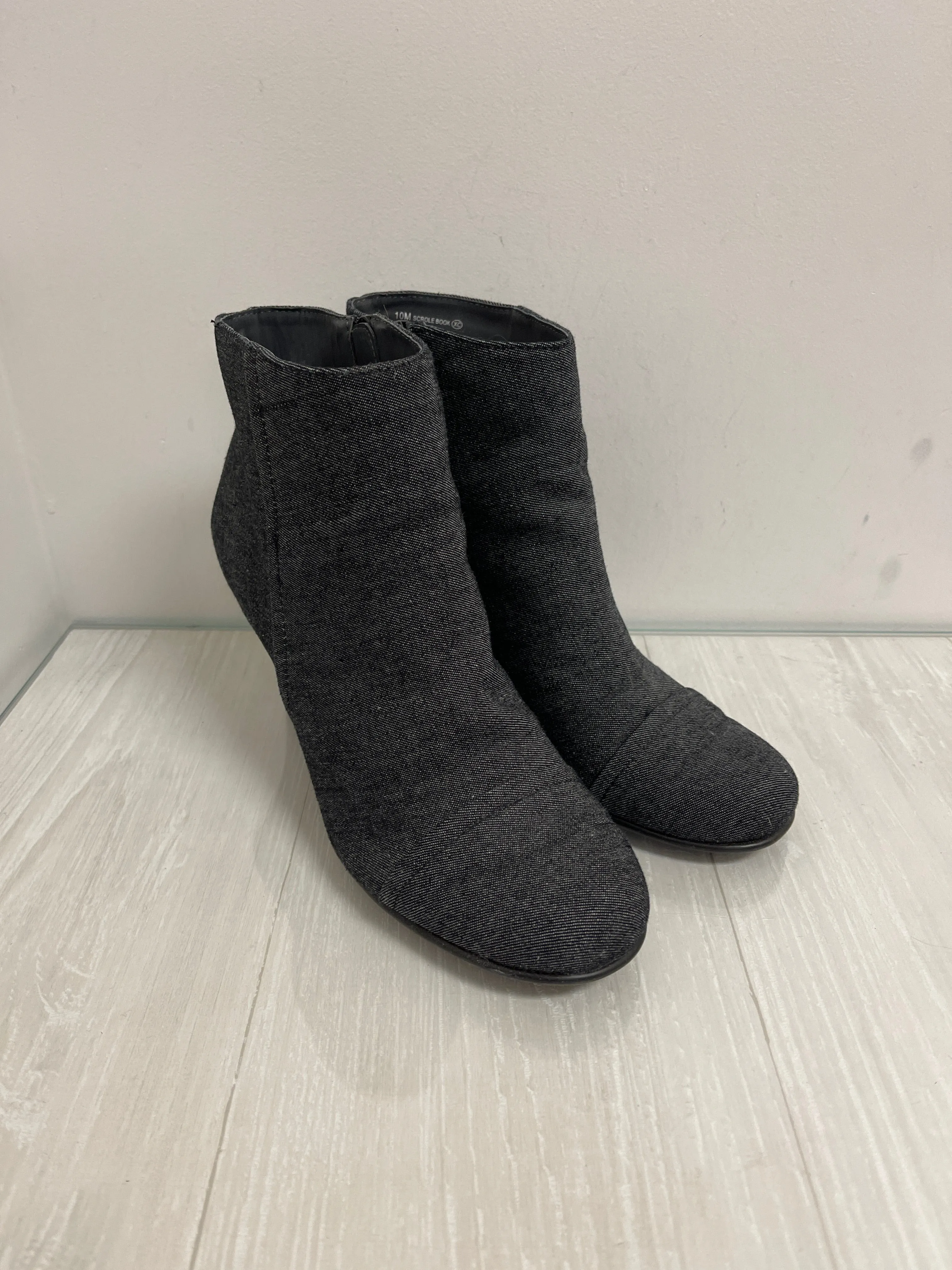 Ankle Boots With Skirts Boots Ankle Heels By Aerosoles In Grey, Size: 10