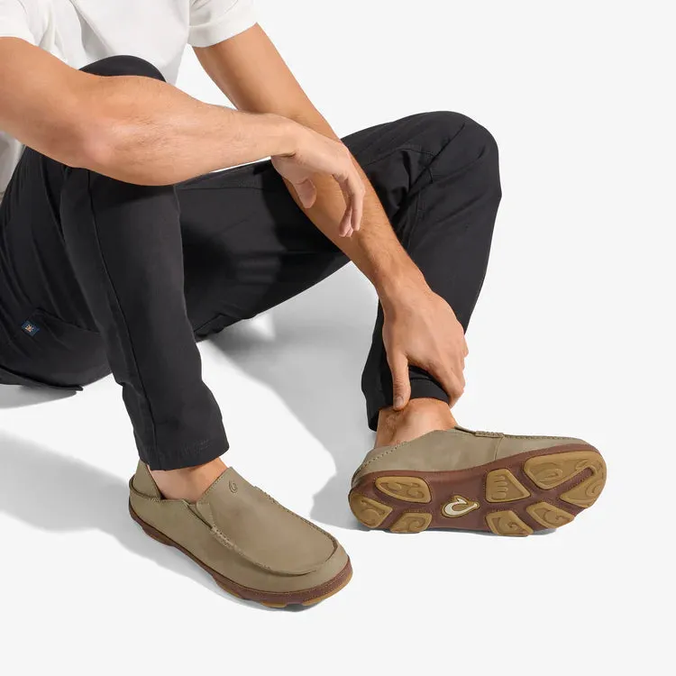 OLUKAI MENS MOLOA - CLAY / TOFFEE Comfycush Slip On Shoe