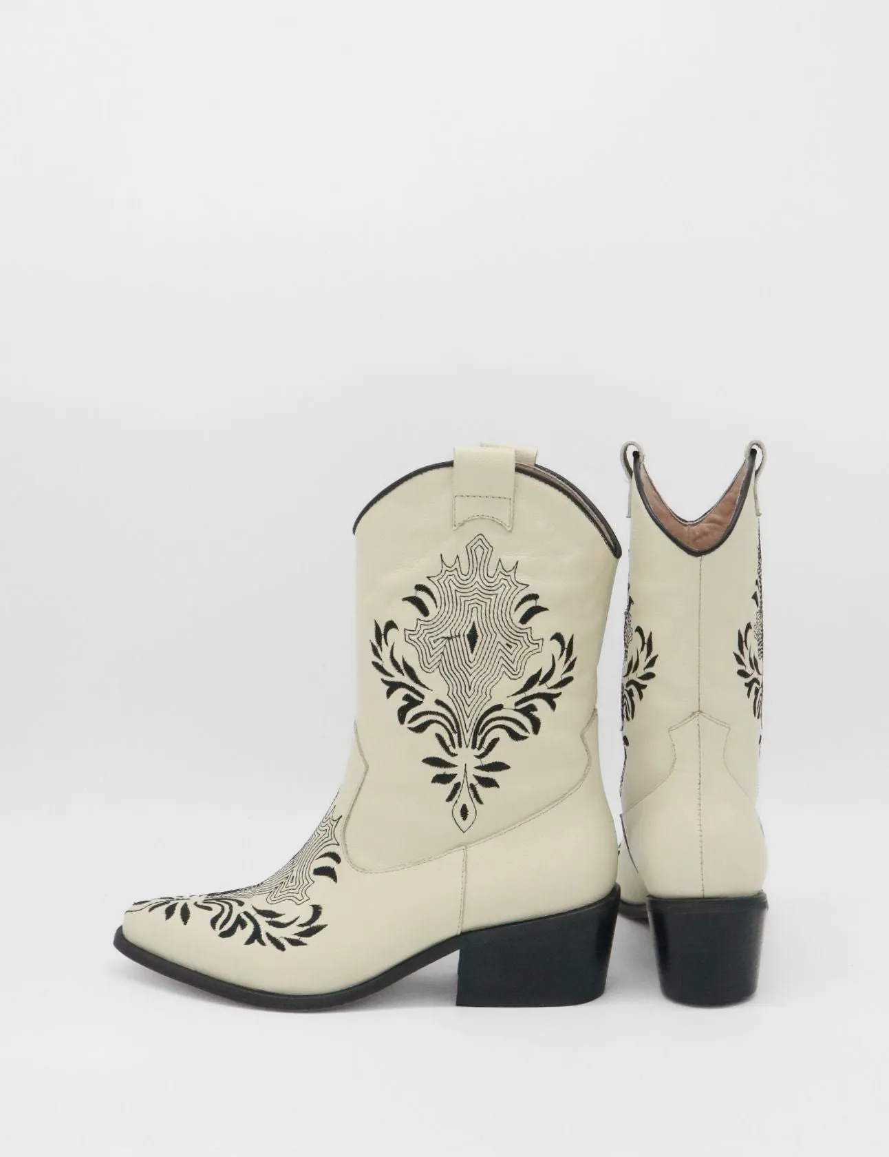 Knox western cowboy boots in off-white leather women's shoes Amazon Ankle Boots