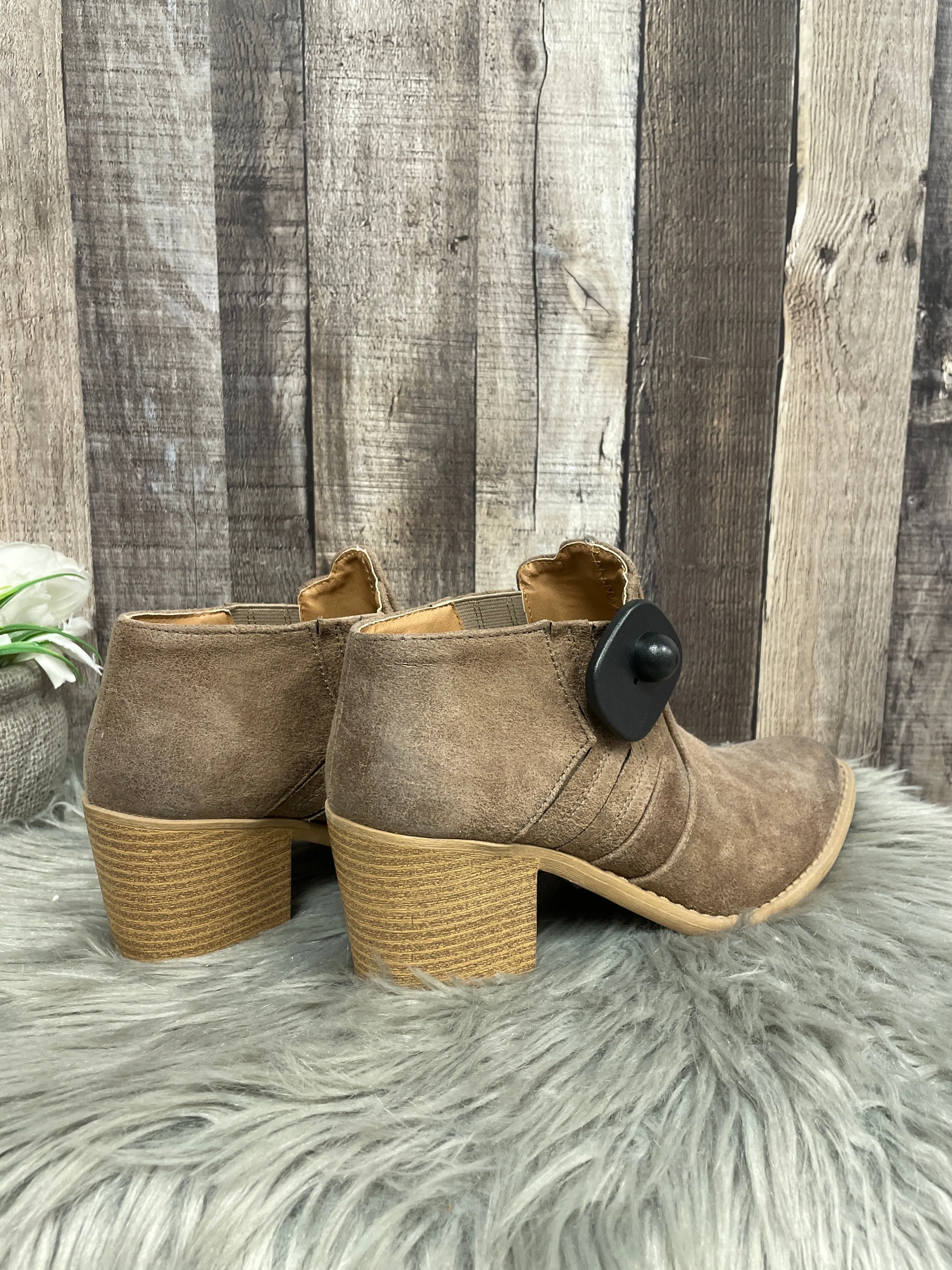 Boots Ankle Heels By Qupid In Tan, Size: 8.5 Suede Ankle Boots High Heel