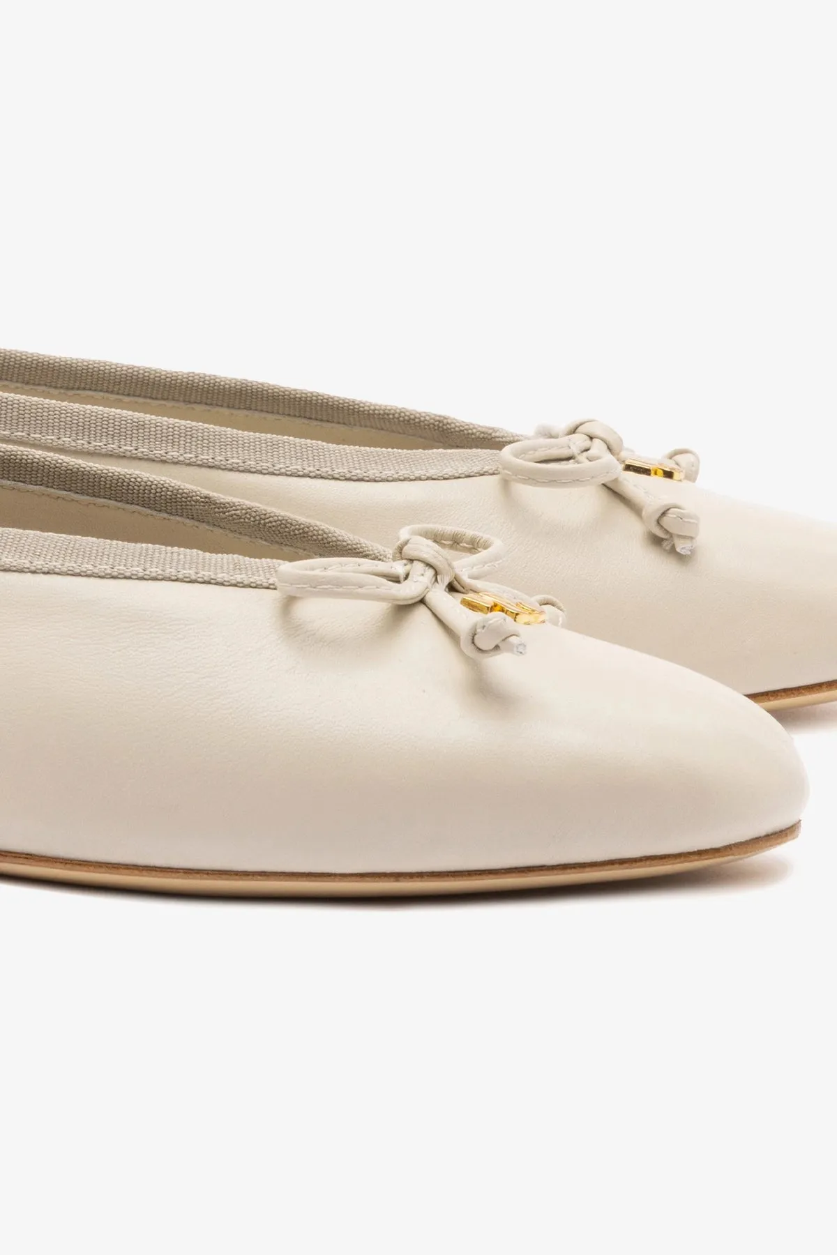 Blyth Flat Shoes Pavlova Ballet Flat In Mushroom Grey Leather