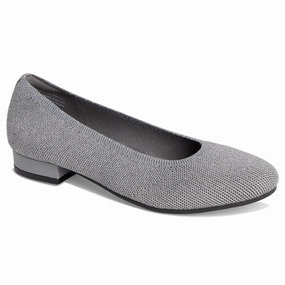 David Tate Runway Grey Metallic Ballet Flat (Women's) Slip On Shoes Flats