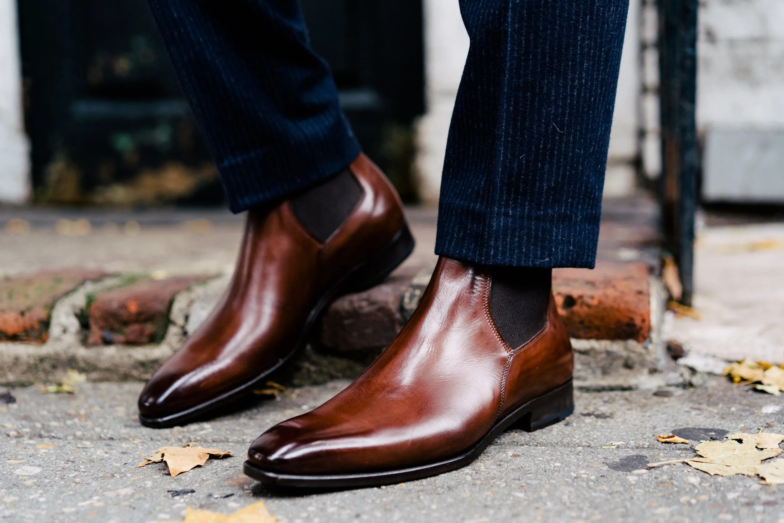 The Wayne Low-Cut Chelsea Boot - Marrone Gator Skin Cowboy Boots