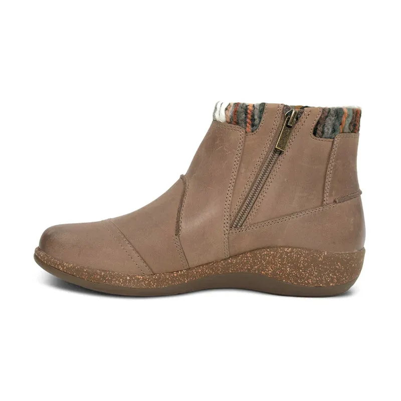 Wheat Boots Women's Cammie Cognac
