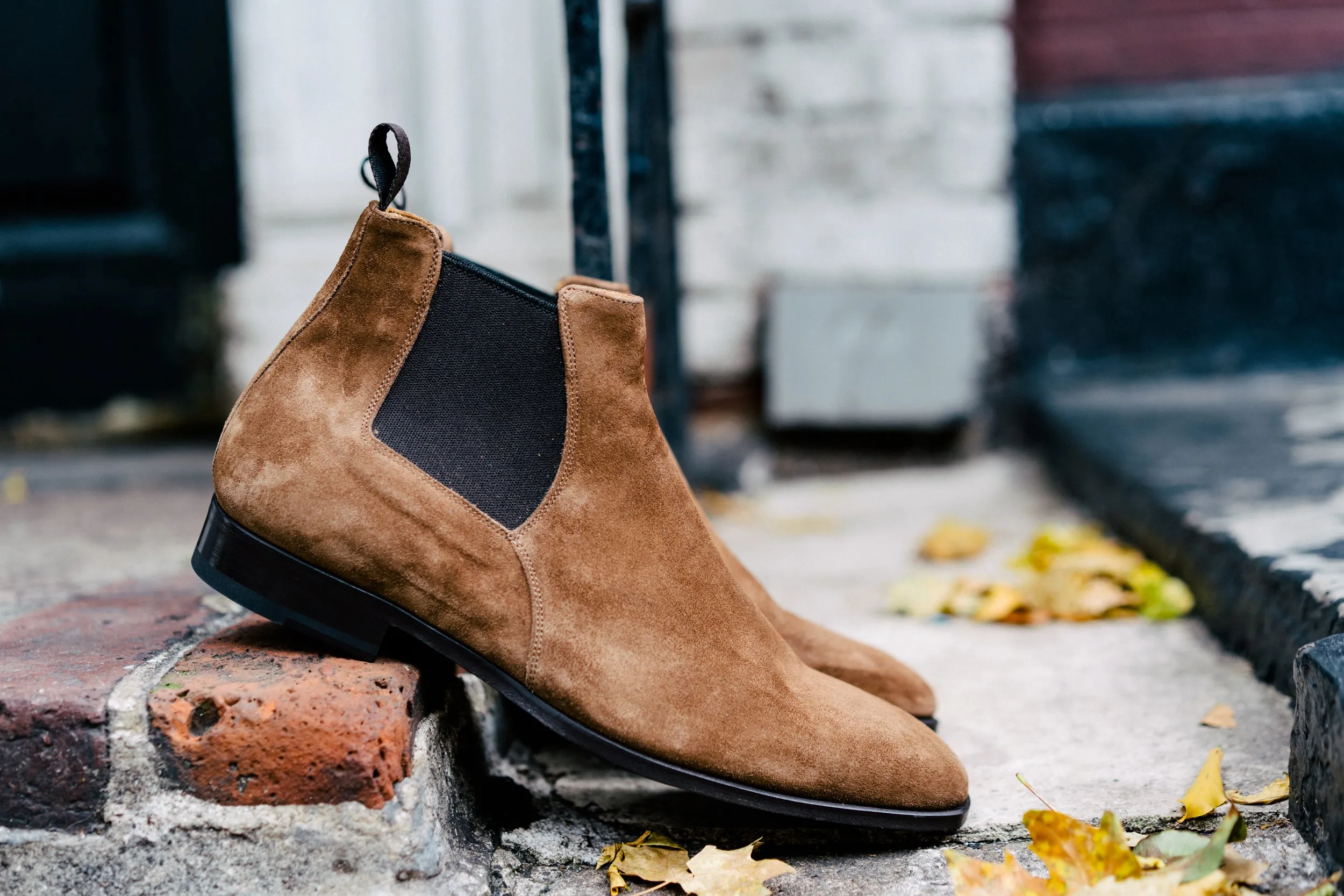 Army Danner Boots The Wayne Low-Cut Chelsea Boot - Martora Suede