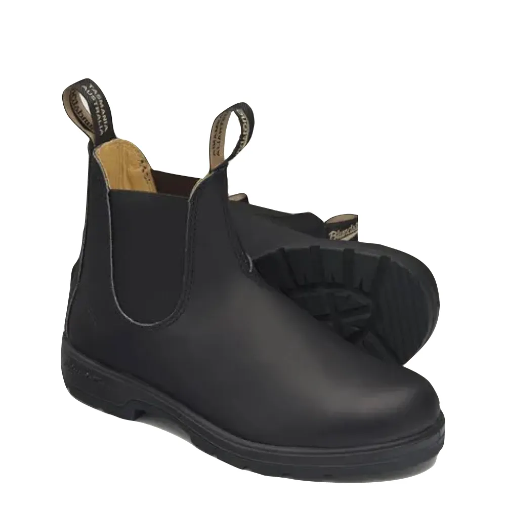 Blundstone 558 Chelsea Pull On Boot in Black Rain Boots Outfit
