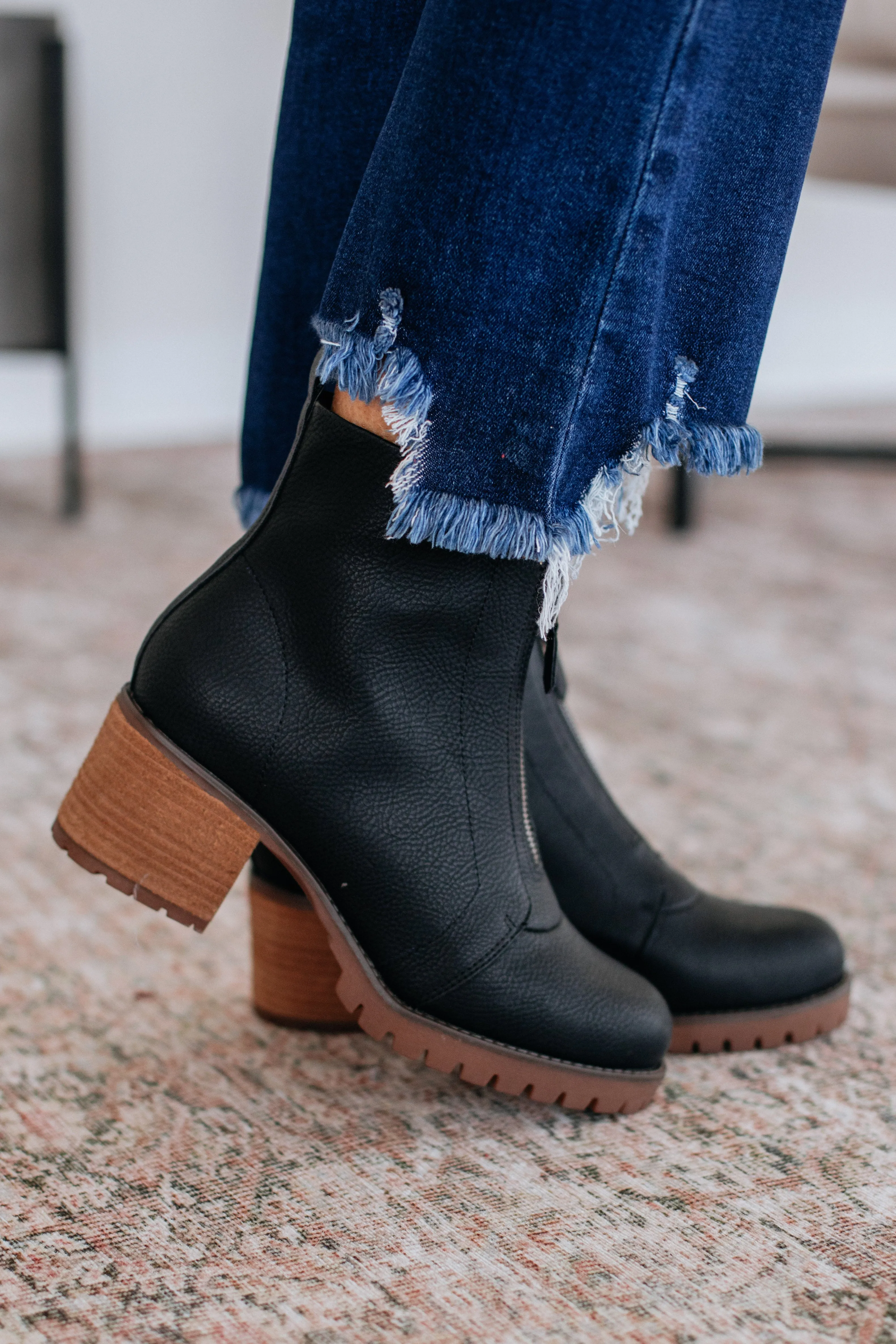 Walk It Off Boots Bass Boots