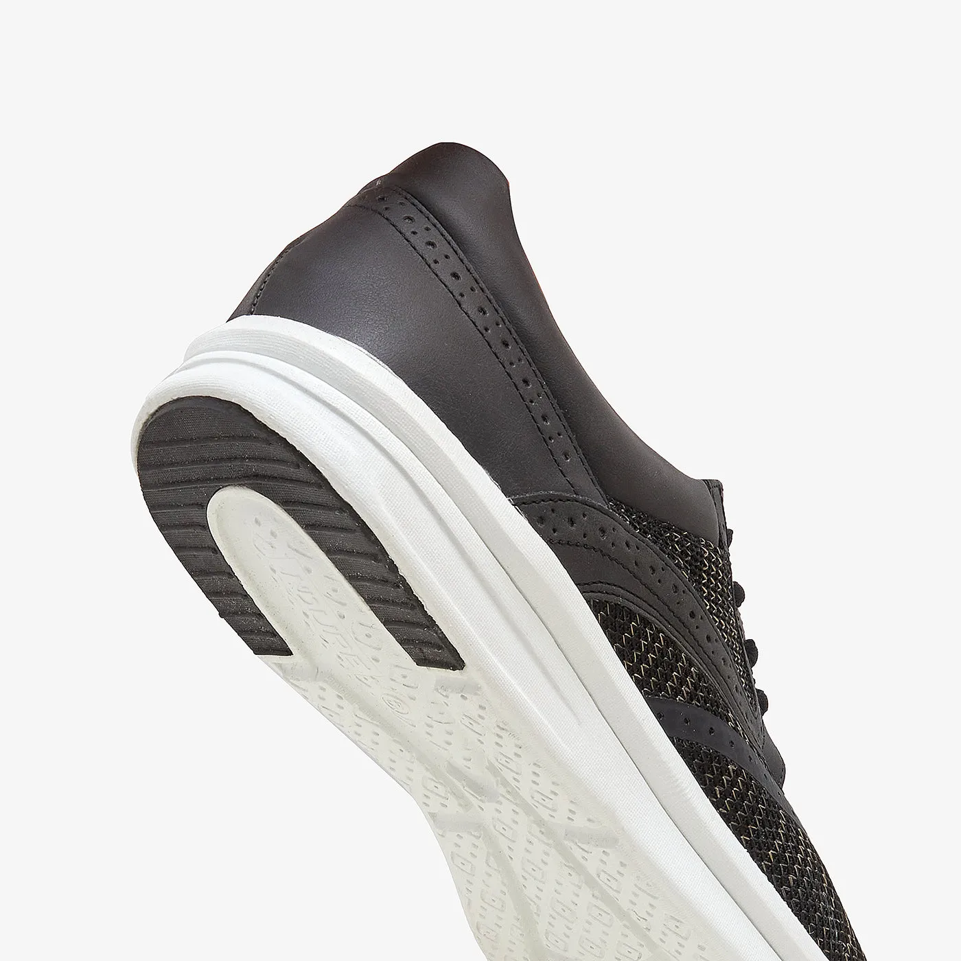 Ultimate Sports Shoes Trainer Shoe