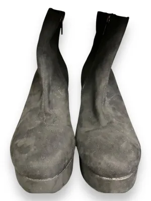 Ankle High Heel Boots Boots Ankle Heels By Torrid In Black, Size: 10.5