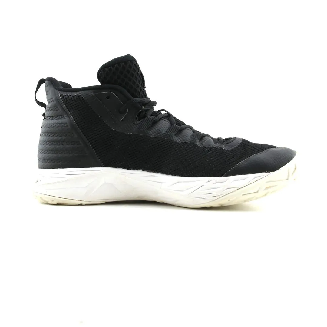 UNDER ARMOUR  JET MID Do Basketball Shoes Help
