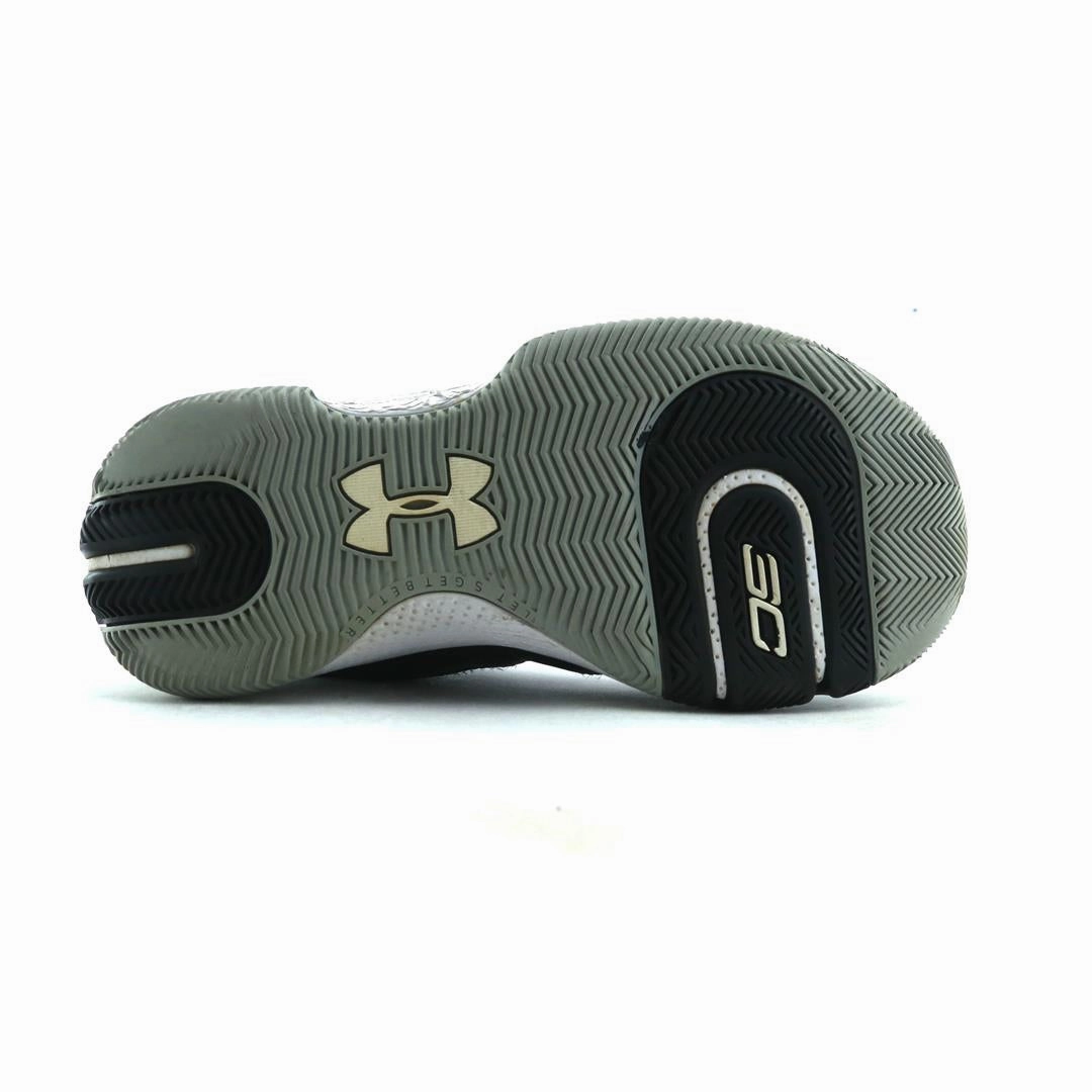 UNDER ARMOUR SC 3ZERO 4 Basketball Shoes Size 7