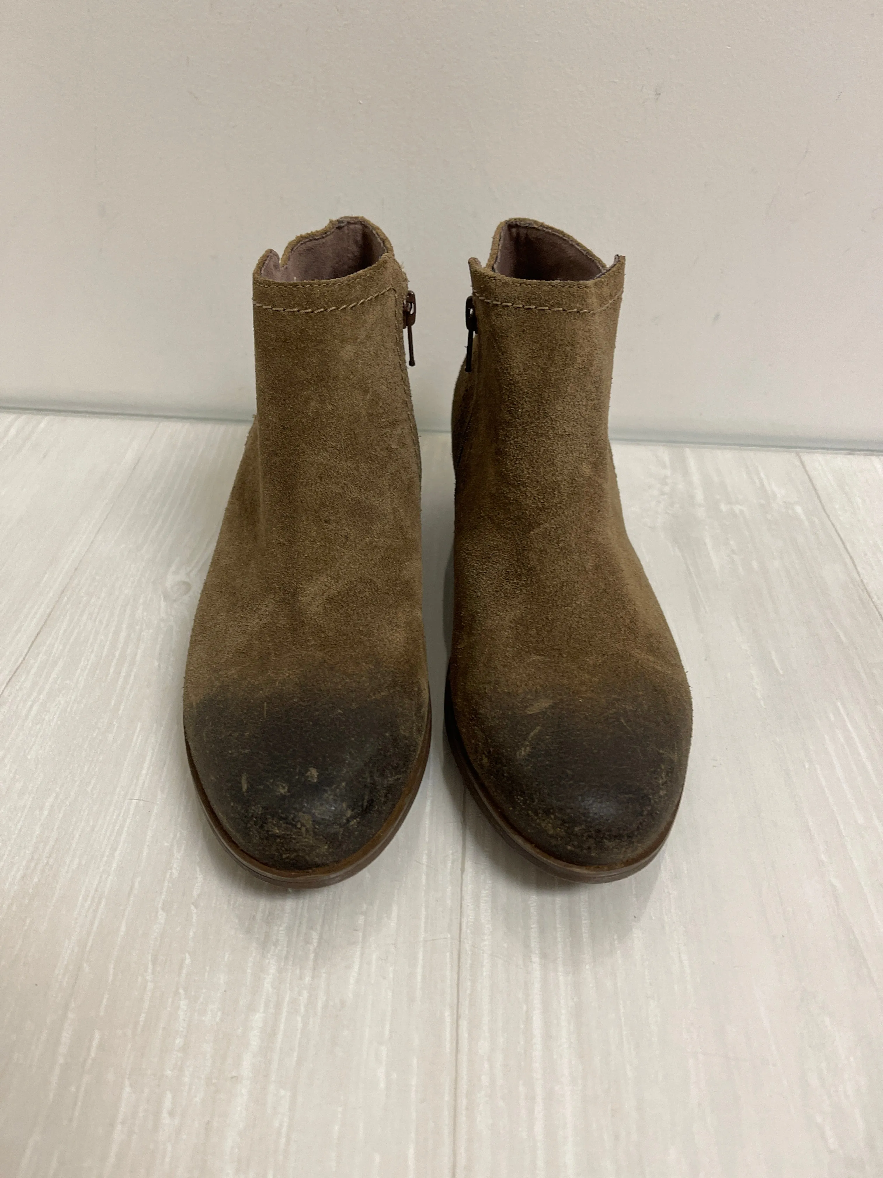 High Heeled Lace Up Boots Boots Ankle Heels By Rockport In Brown, Size: 6.5