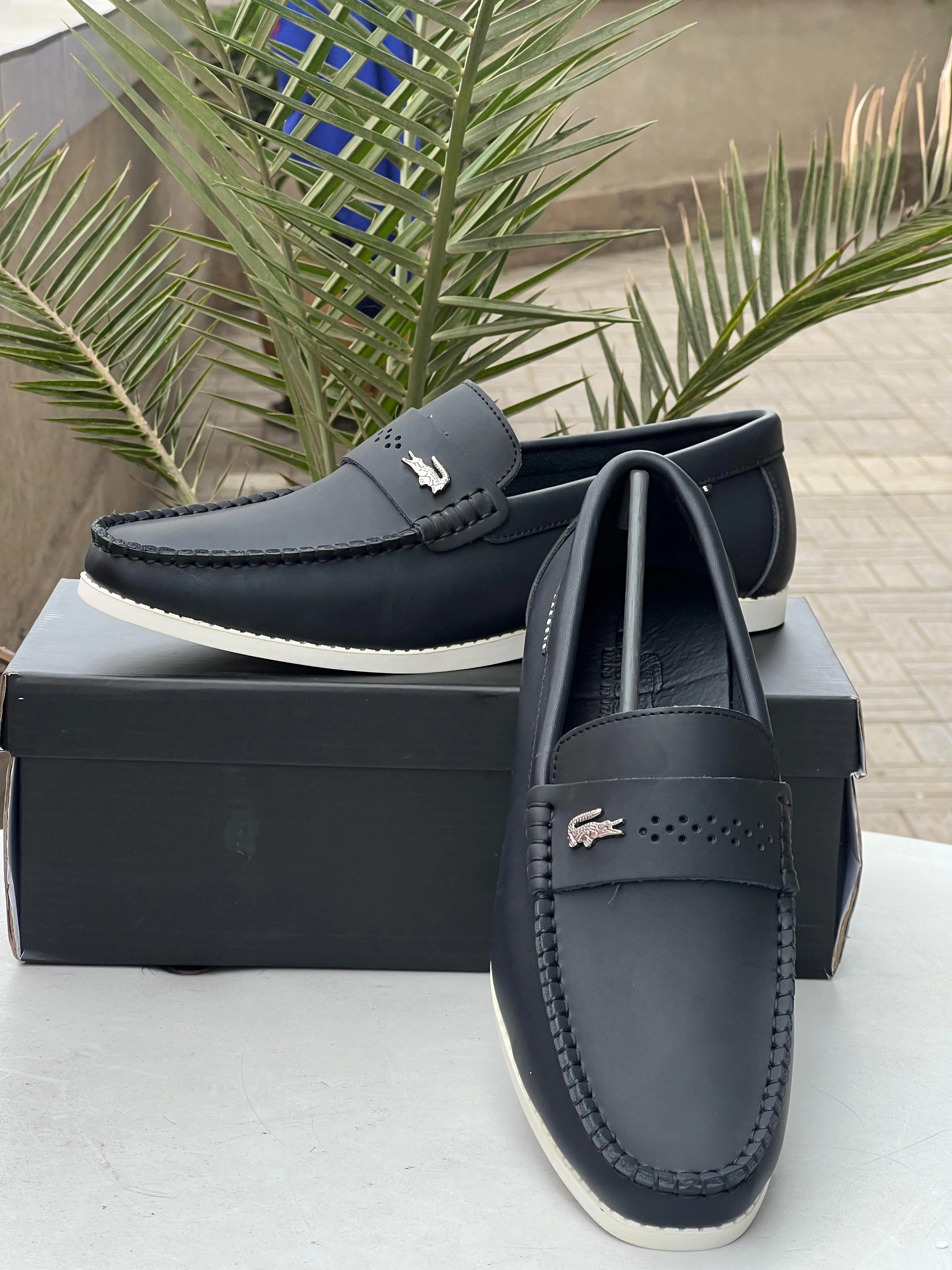 Aetrex Loafers Lacoste Mens Loafers  Black with White Sole