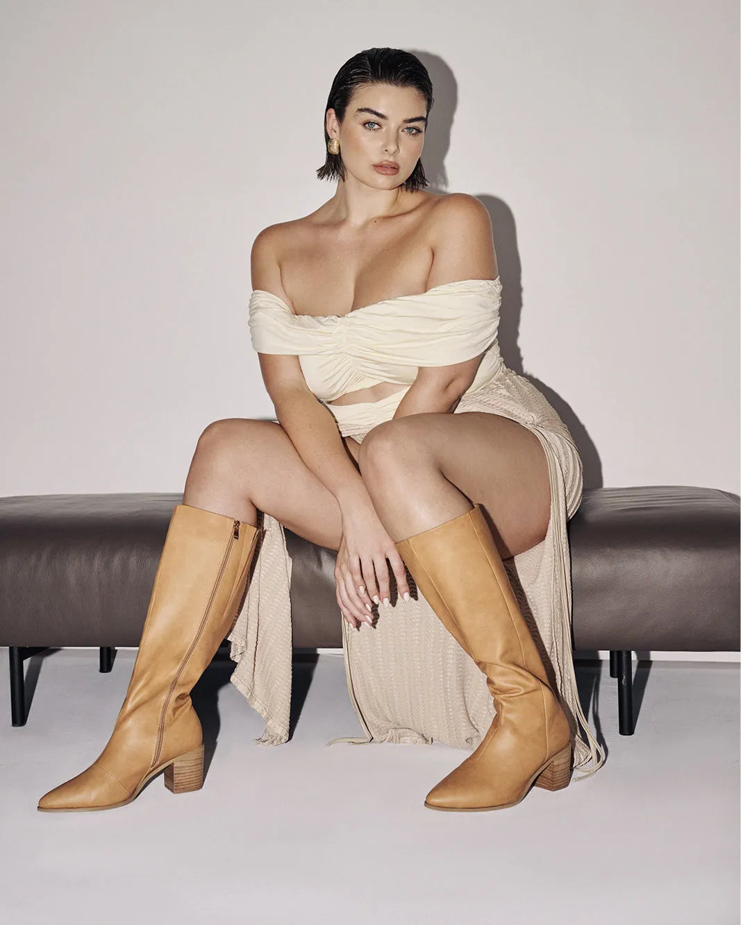 GRANGER CURVE - CAMEL CASUAL Light Boots