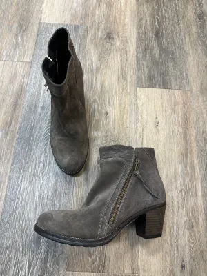 Boots Ankle Heels By Taos In Grey, Size: 10 6 Inch Heel Ankle Boots