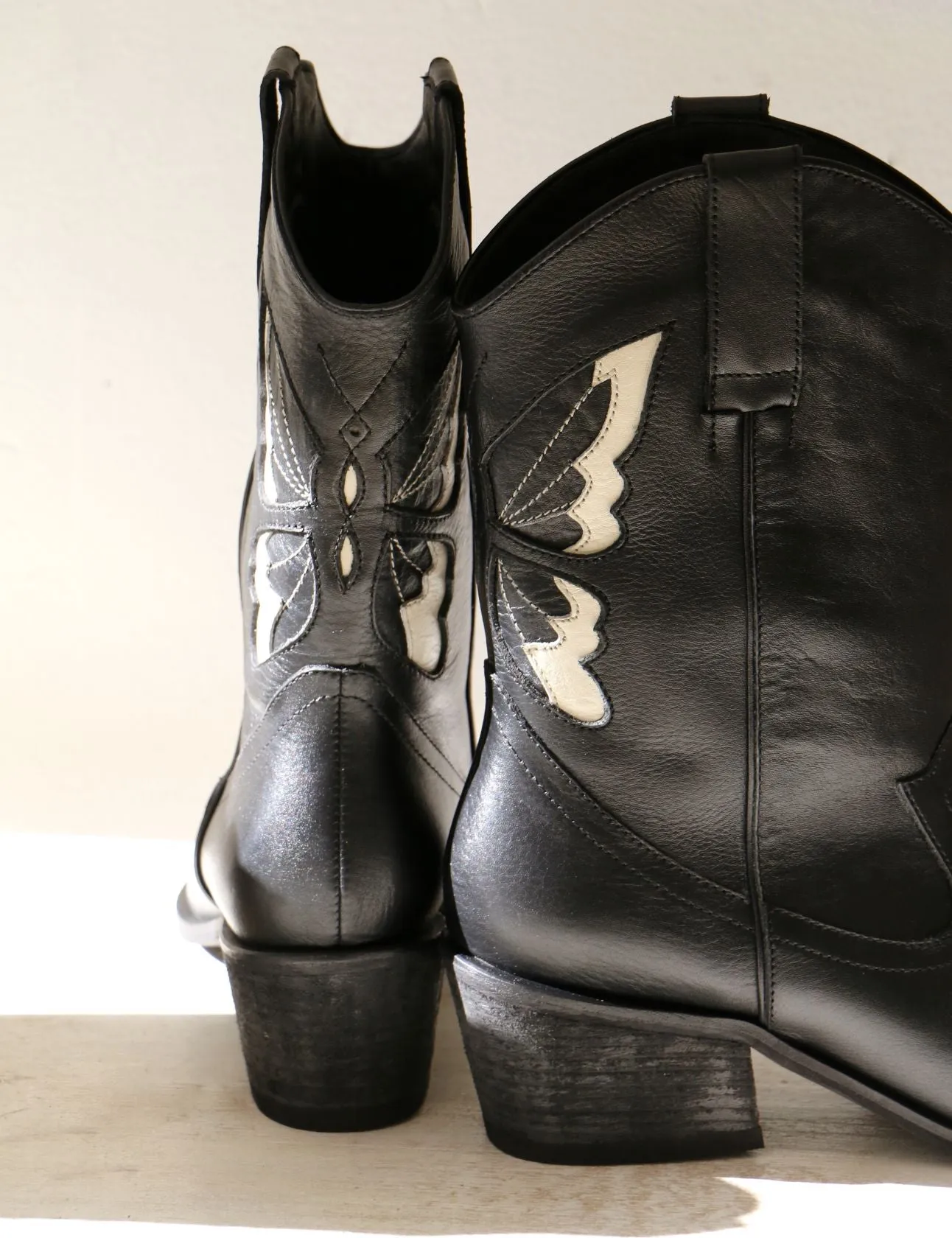 Woodstock western cowboy boots in black leather womens shoes El Toro Boots