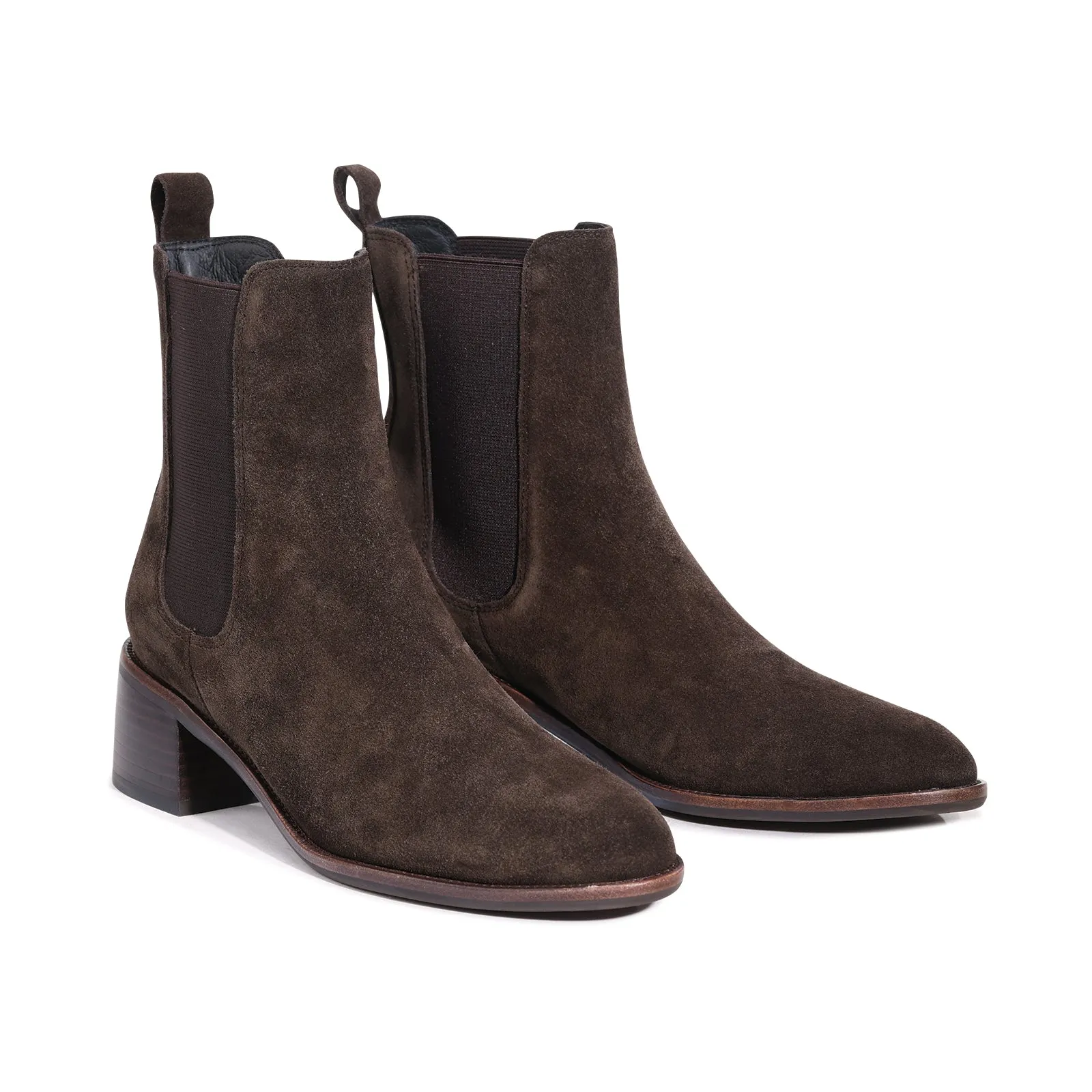 Rockin Knockin Boots WYNNA